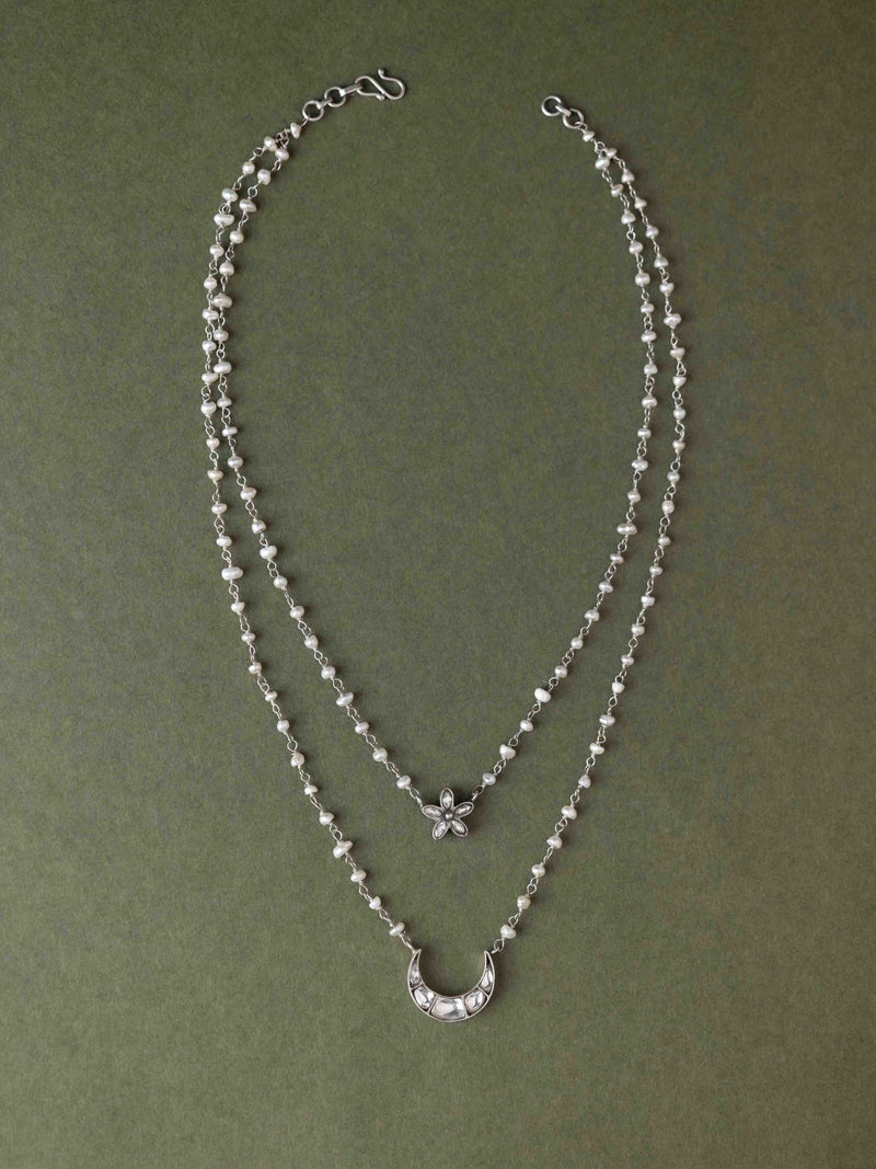 Essence Kundan Chaand Phool Moti Necklace Earring Ring Set