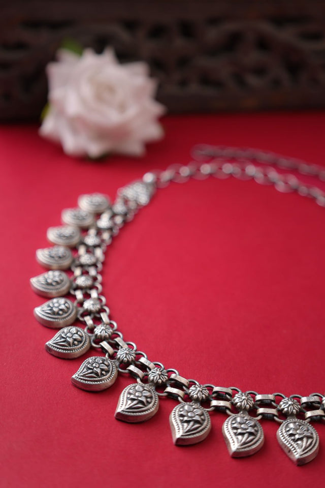 Mizoya Carry Drop Embossed Classic Necklace