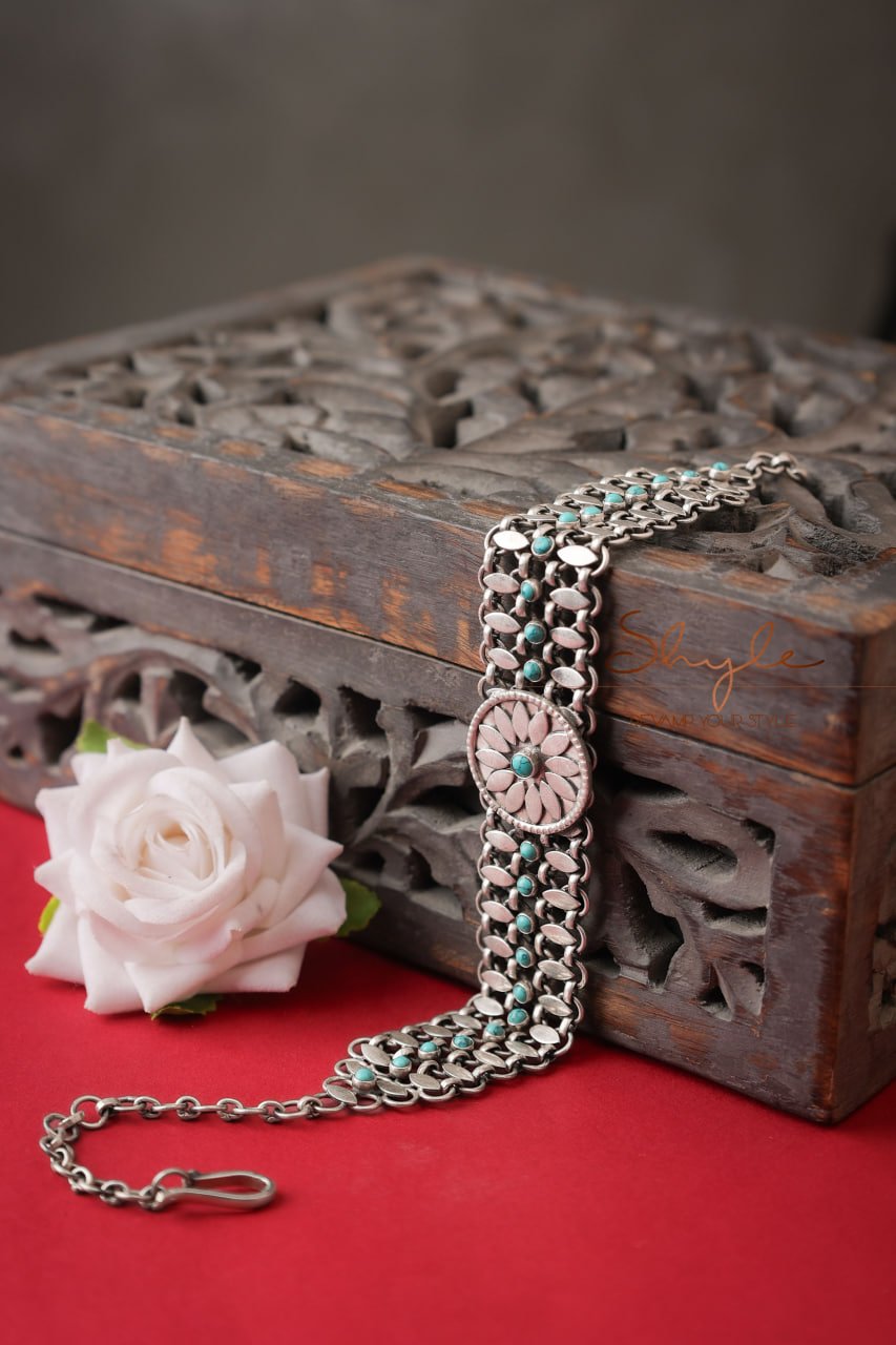 Mizoya Flower Motif Turquoise Jadau Choker