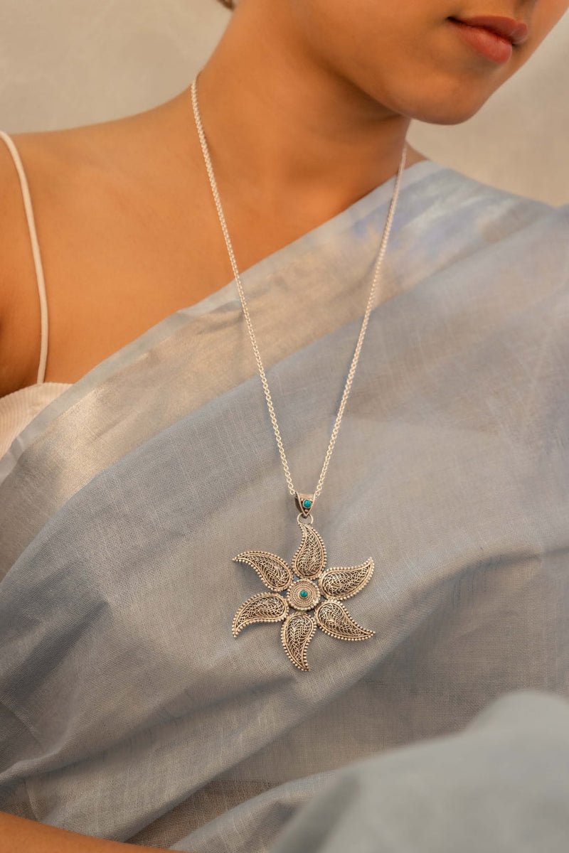 Mizoya Intricate Blossom Flower Necklace