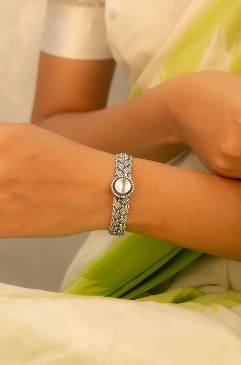 Mizoya Intricate Braid Knot Kada