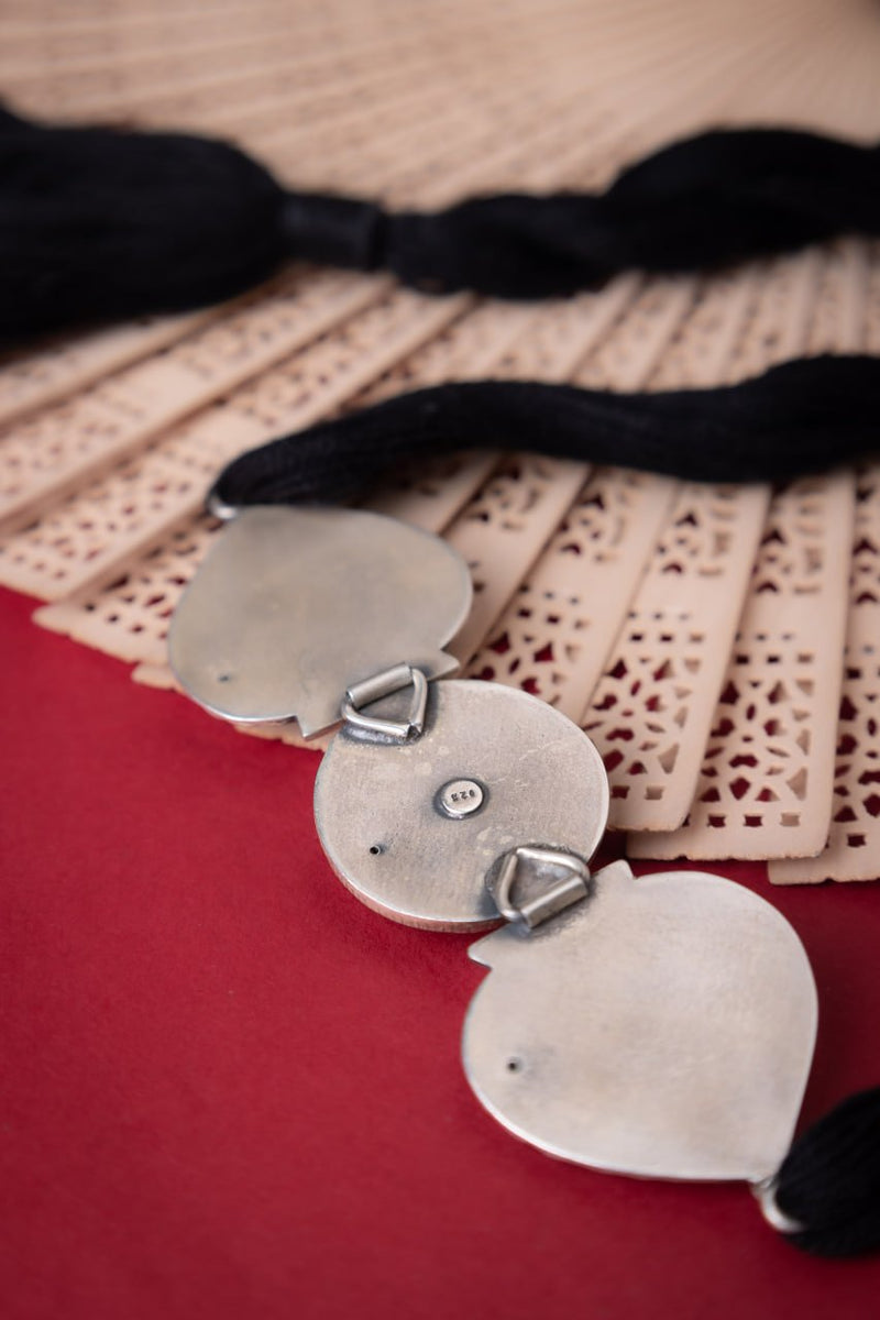 Mizoya Intricate Paan Motif Timeless Choker