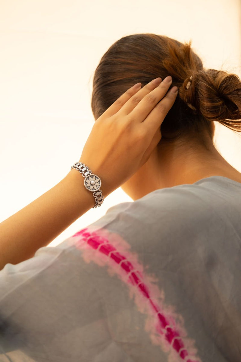 Mizoya Versatile Flower Motif Bracelet