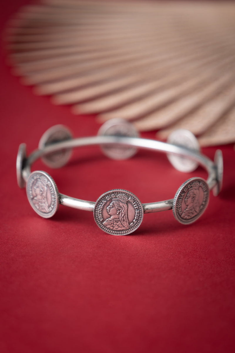 Mizoya Victorian Coin Classic Bangle