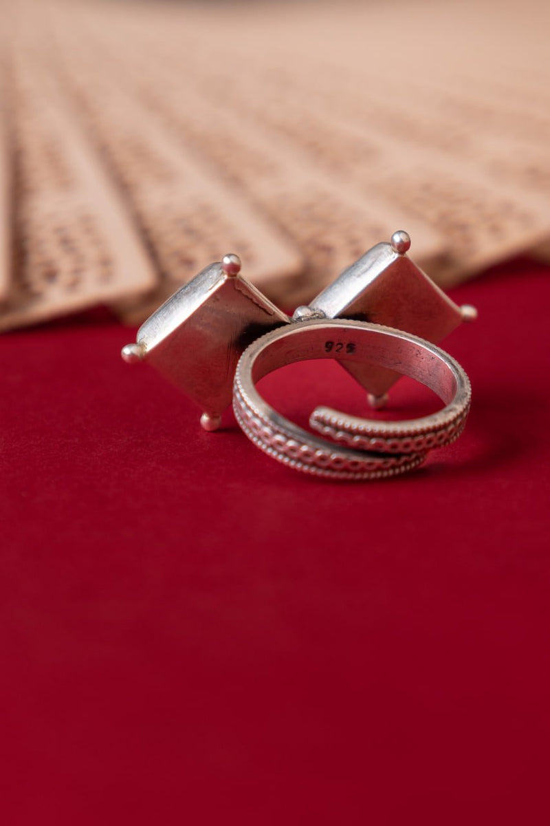 Moh Dual Tikdi Embossed Green Matte Ring