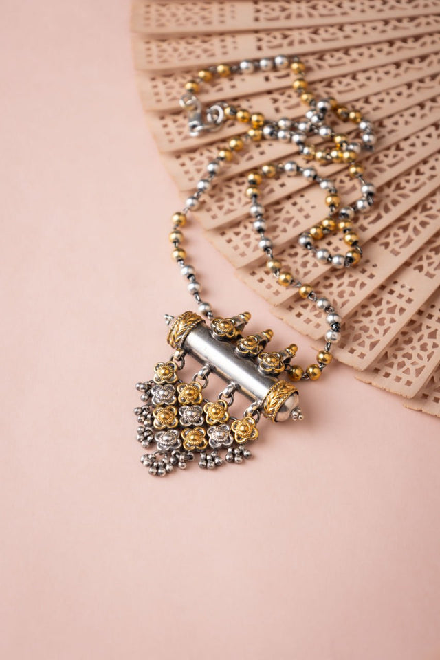 Moh Jali Vintage Inspired Dual Tone Necklace