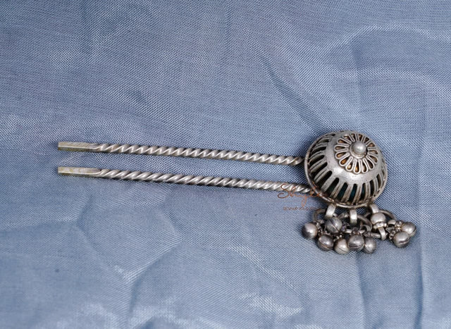 Mizoya Carved Embossed Ghughri drop Juda pin front