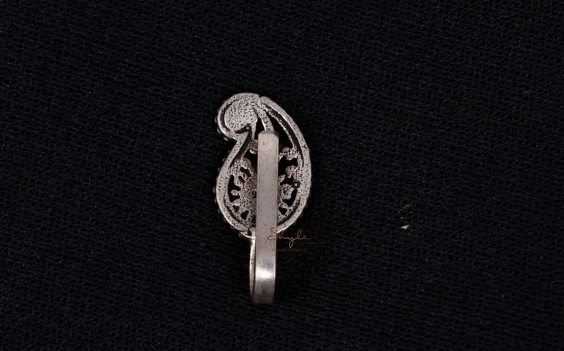 Moh Intricate Carry Nose Clip on