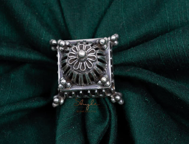 Tattva Gumbaj Vintage Inspired Ring