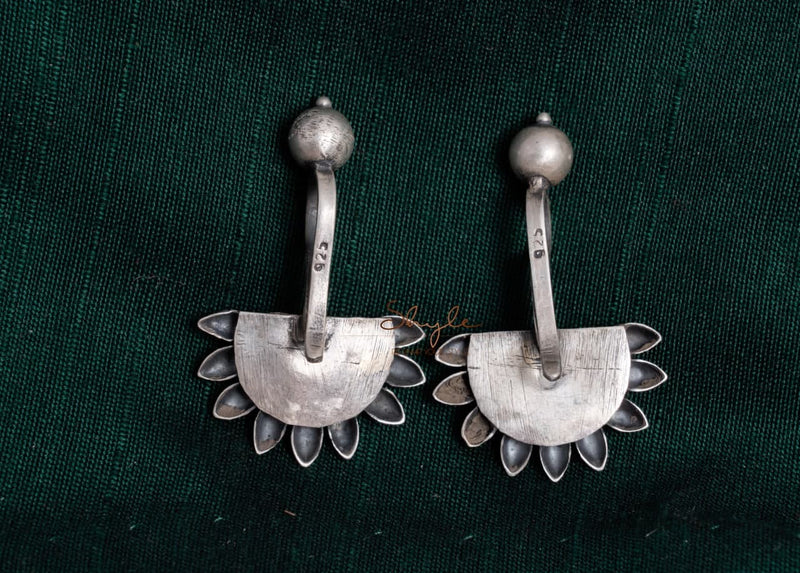 Adya Petal Zircon clip on Bugadi back