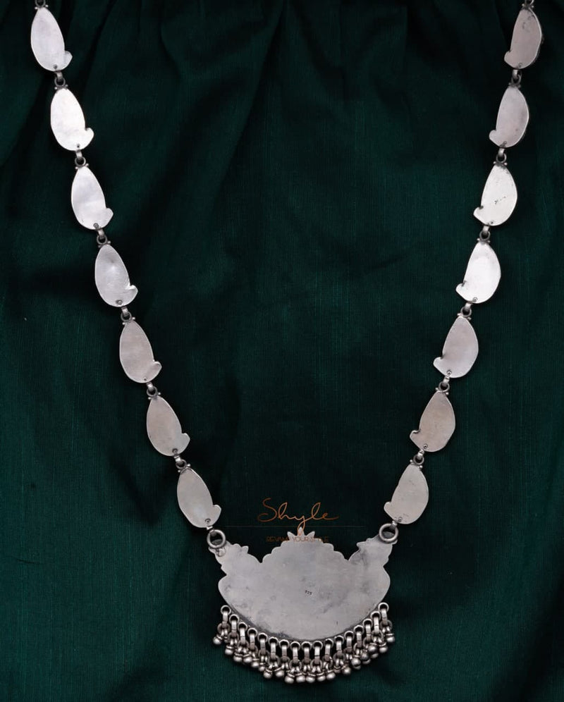Anvaya Intricate Peacock Embossed Chandra Necklace back