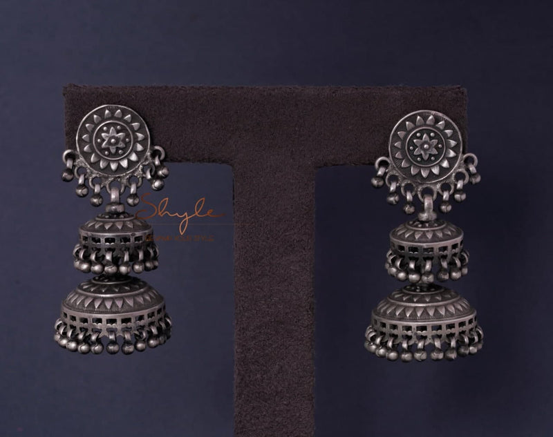 Jhumri Layered Detailed Jhumka