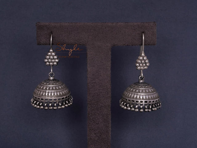 Dulari Versatile Intricate Jhumka