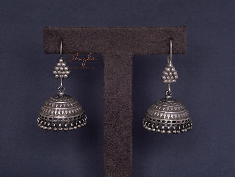 Dulari Versatile Intricate Jhumka
