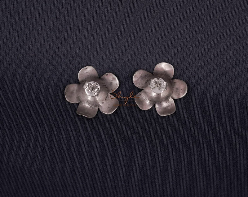 Moh Mini Flower Statement Earrings