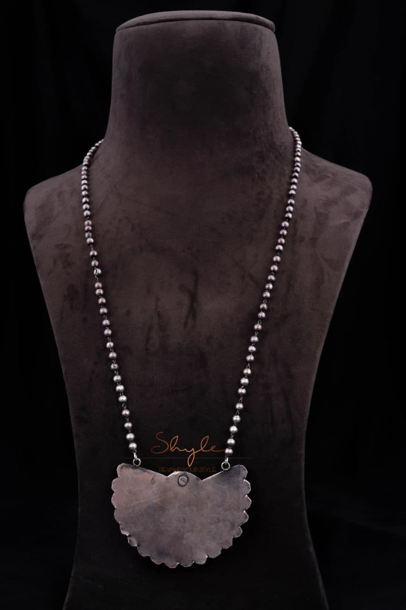 Anvaya Embossed Classic Necklace