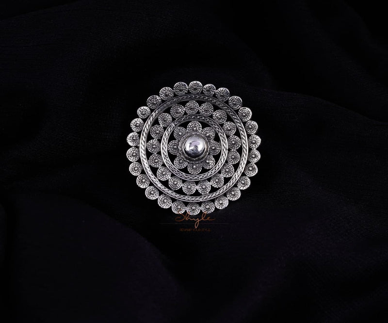 Adya Intricate Textured Ring