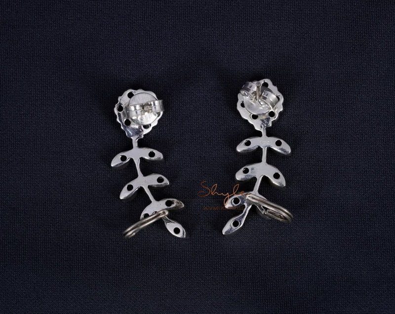 Adya Jadau Flora Ear Cuff back