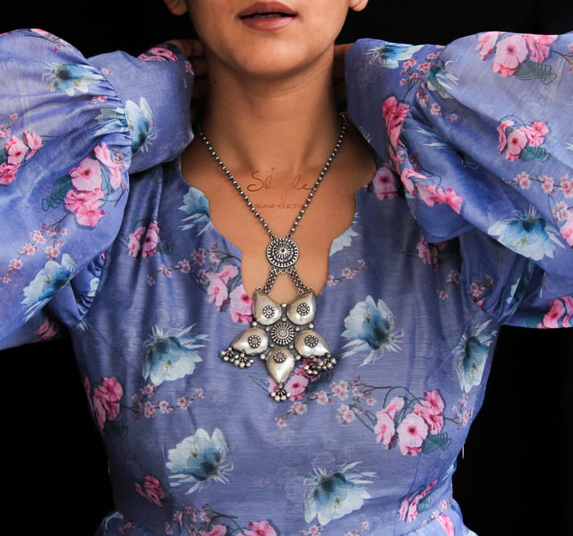 Tattva Statement Intricate Flower Motif Necklace