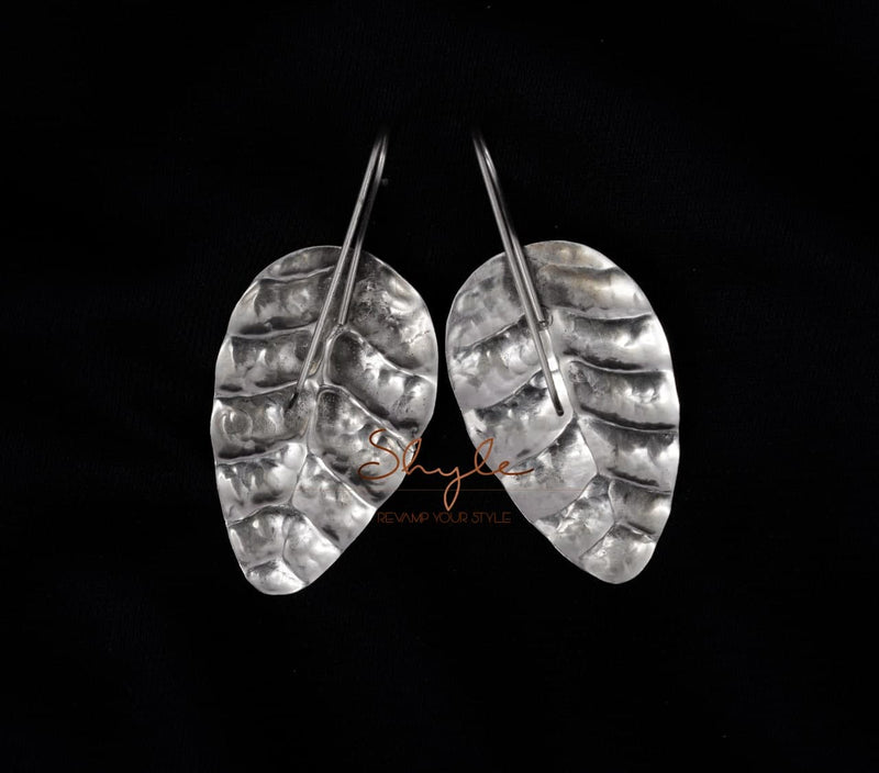 Adya Sookha Patta Earring