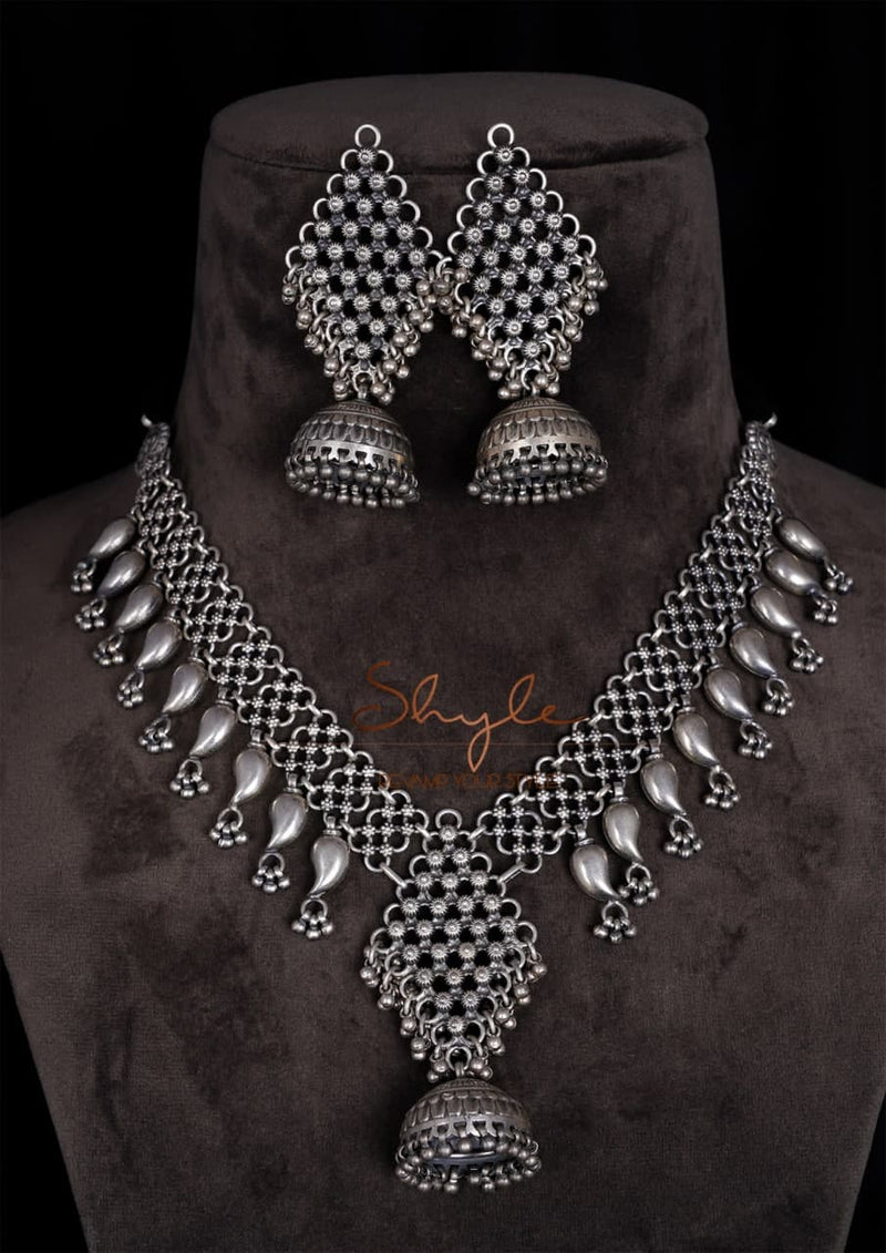Tattva Intricate Jali Jhumka Drop Statement Necklace Set