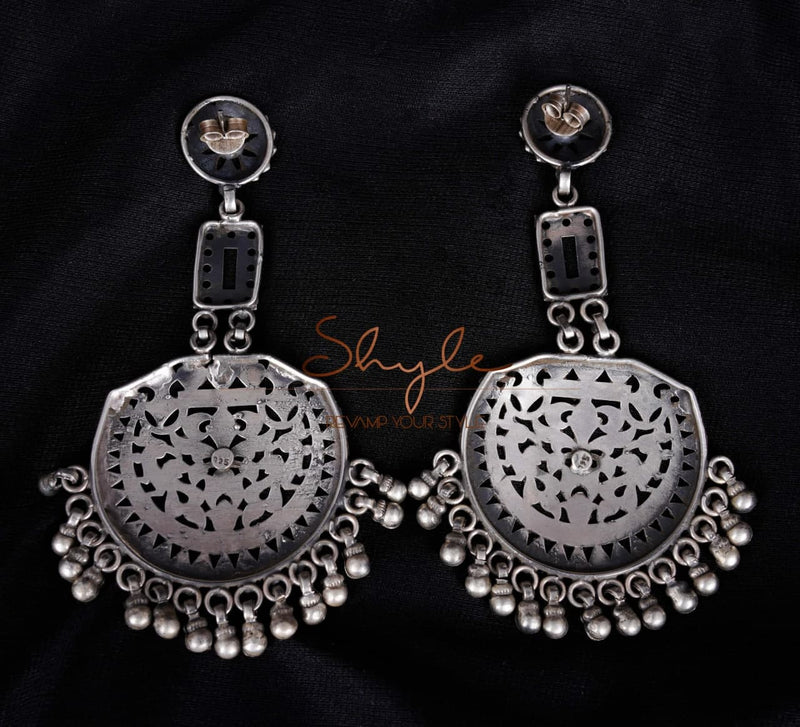 Dulari Carved Earrings side