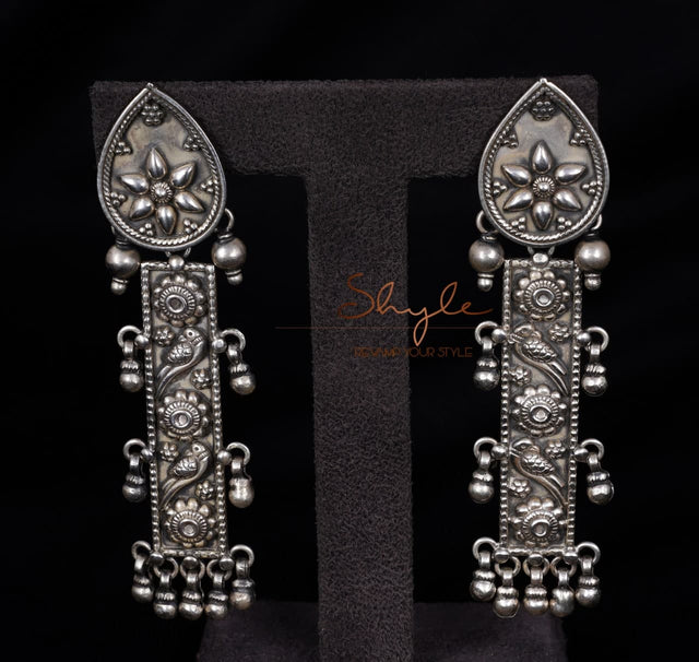Mizoya Detailed Ghughri Earrings front