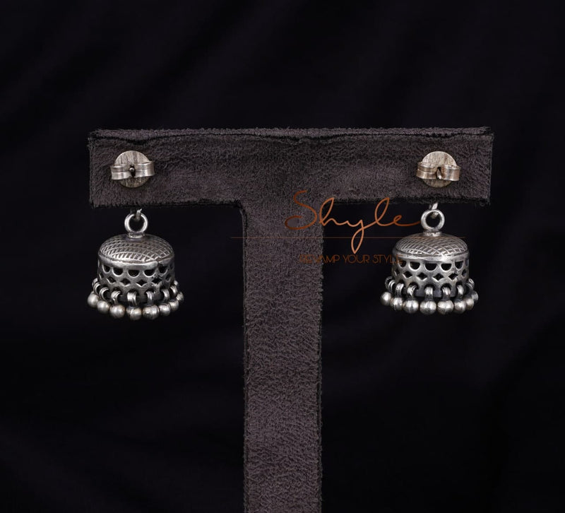 Moh Intricate Carved Versatile Jhumki