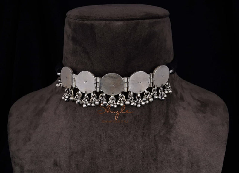 Tattva Intricate Dual Peacock Embossed Choker