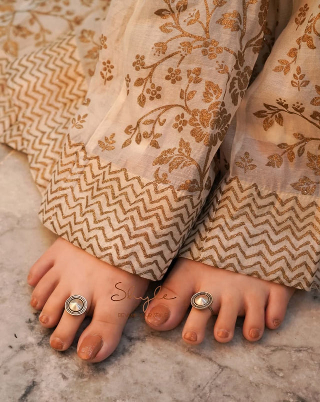 Moh Classic Top Toe Ring