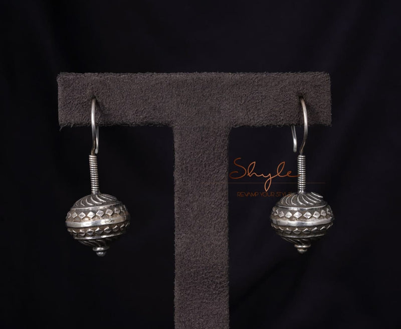Mizoya Intricate Timeless Drop Earrings
