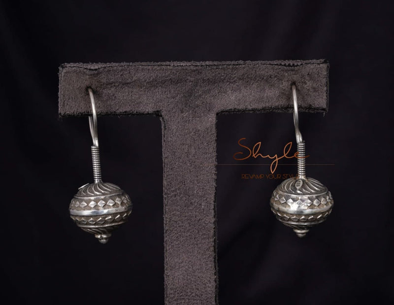 Mizoya Intricate Timeless Drop Earrings