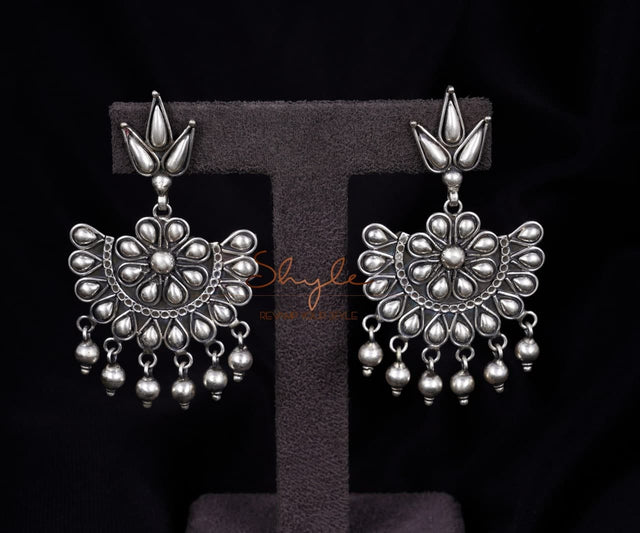 Mizoya Embossed Versatile Chandbalis front
