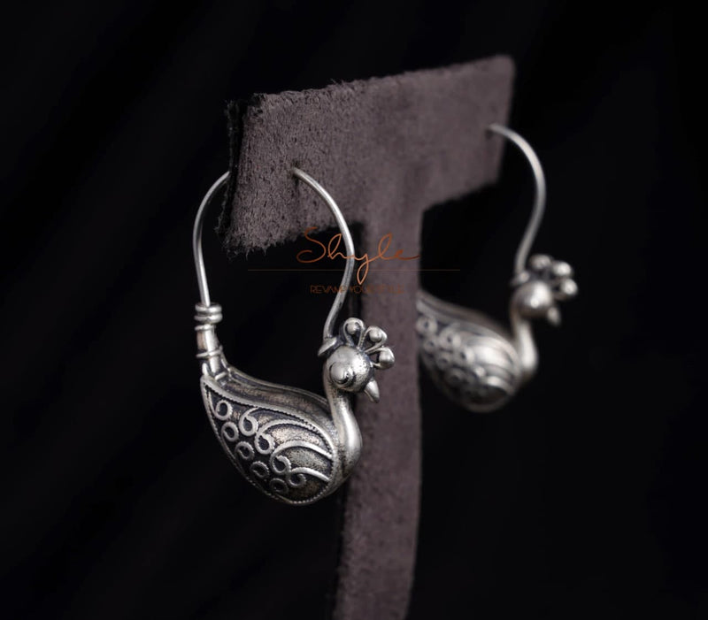 Moh Intricate Statement Peacock Balis side