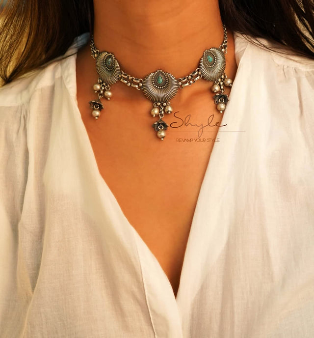 Moh Intricate Sea shell Ghughri Drop Choker