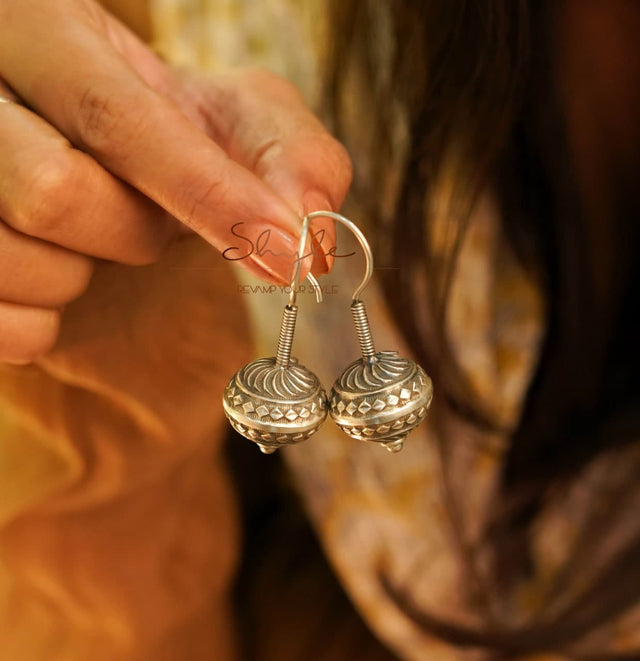 Mizoya Intricate Timeless Drop Earrings