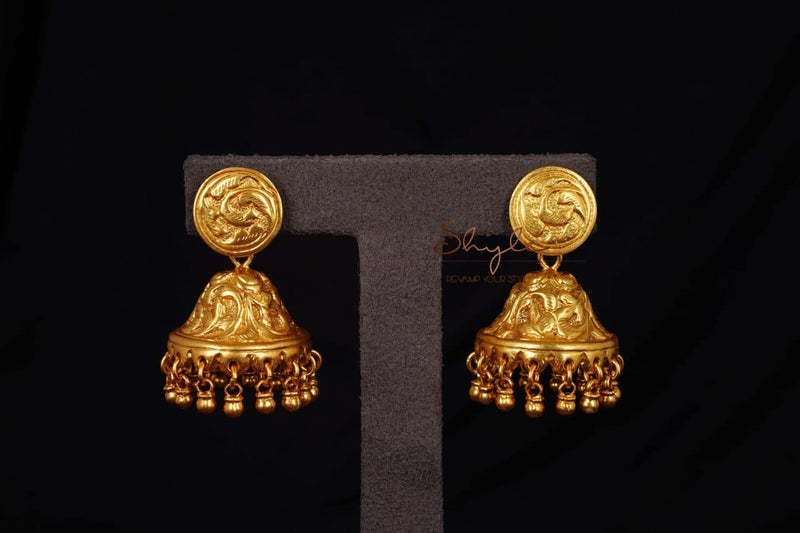 Tattva Gold Tone Chitai Classic Jhumka