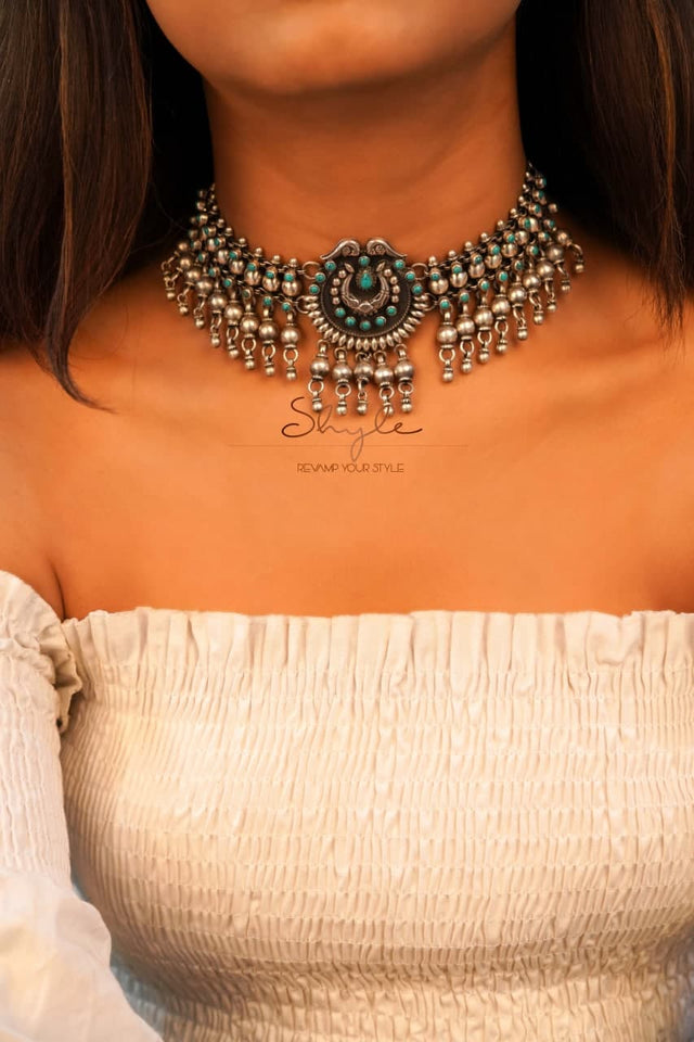 Tattva Jadau Turquoise Ghughri Ball Choker