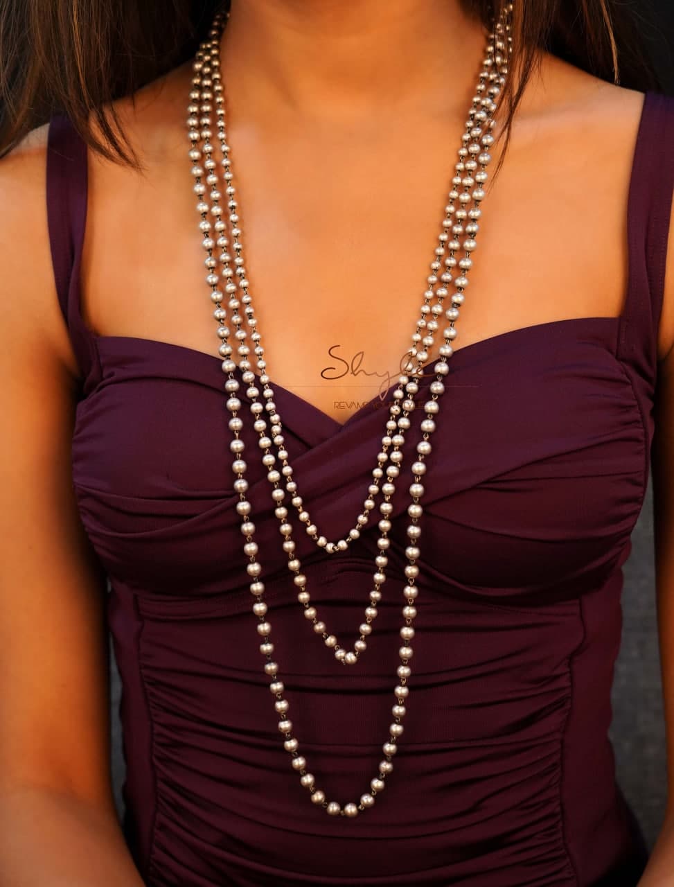 Adya Layered Ball Chain Cluster