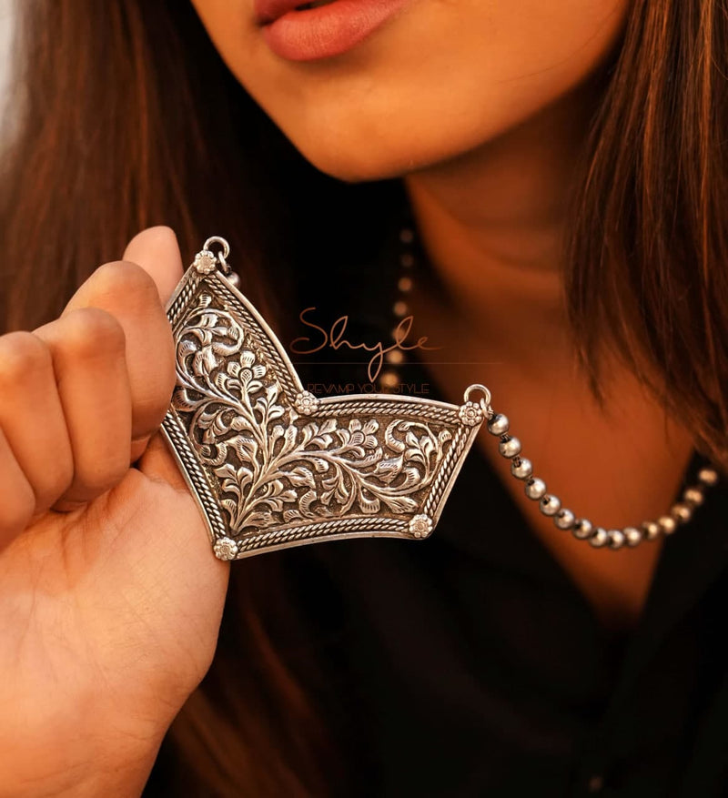 Mizoya Chitai Intricate Classic Necklace