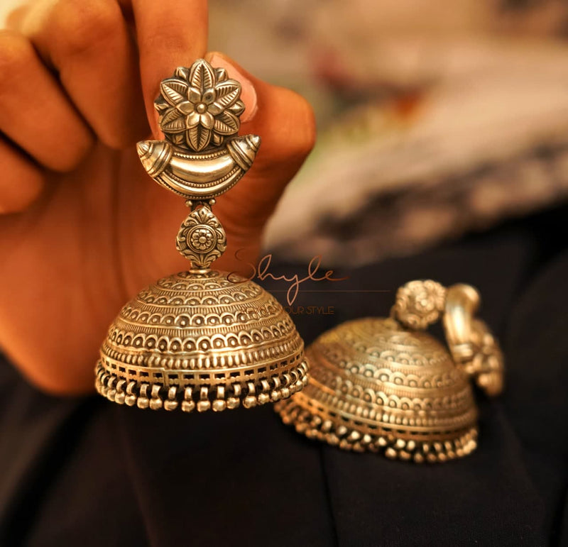 Dulari Intricate Flower Motif Grand Jhumka