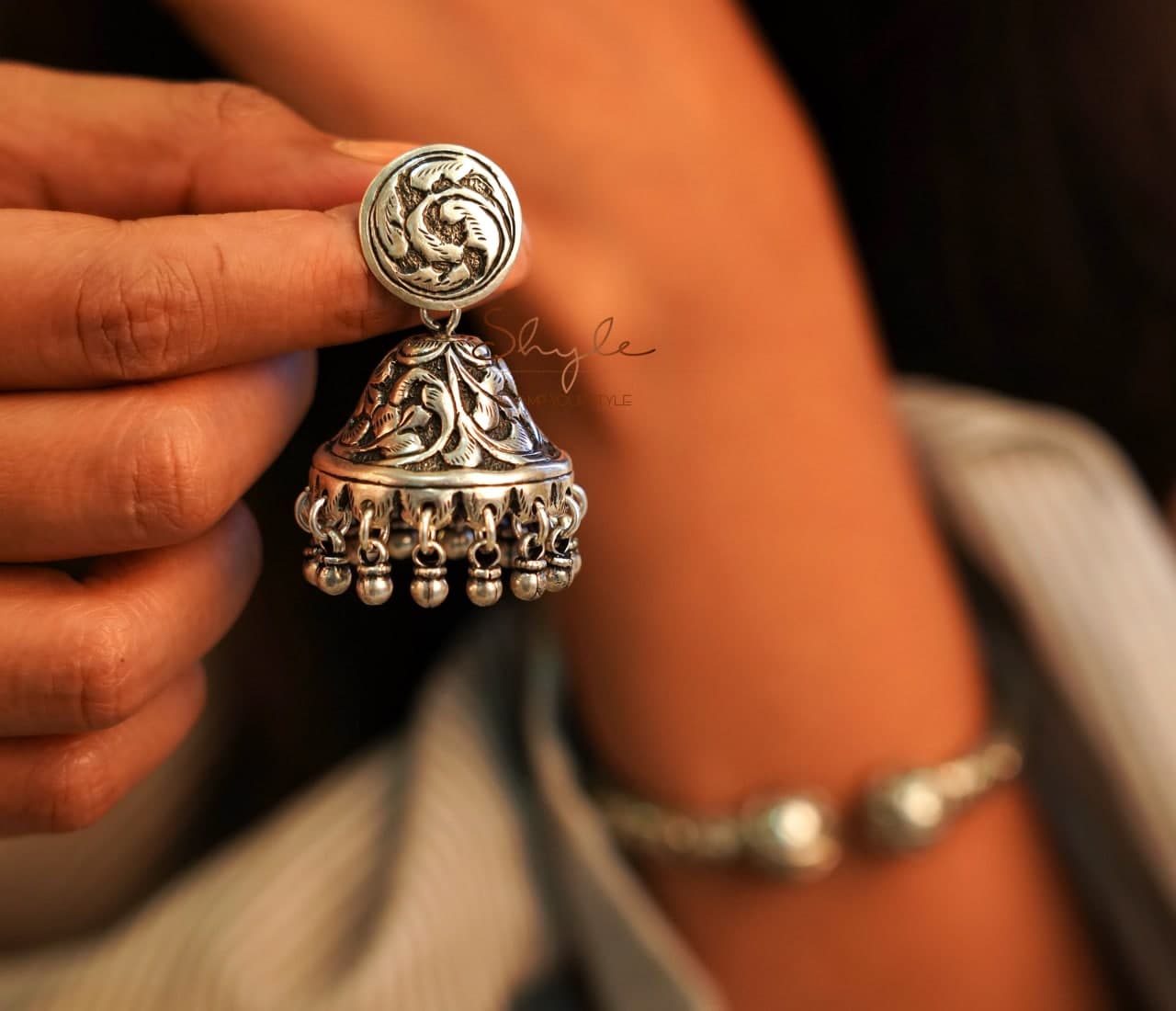 Tattva Intricate Chitai Classic Jhumka