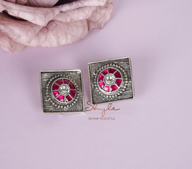 Essence Intricate Kundan Square Statement Studs