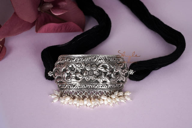 Mizoya Mini Chitai Pearl Drop Choker