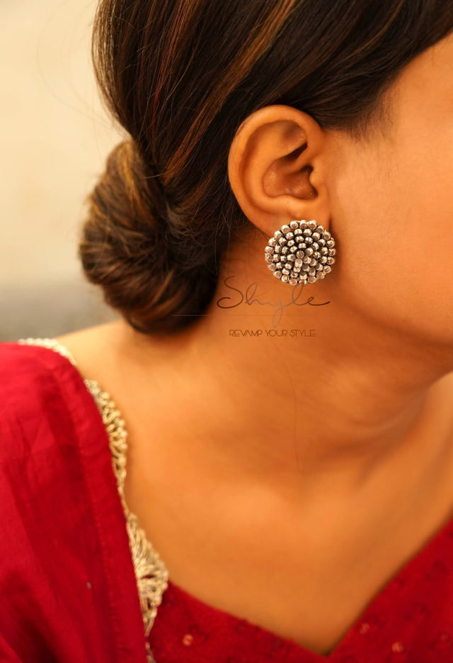 Essence Scintillating Tri flower Motif Ring Earring Choker Set