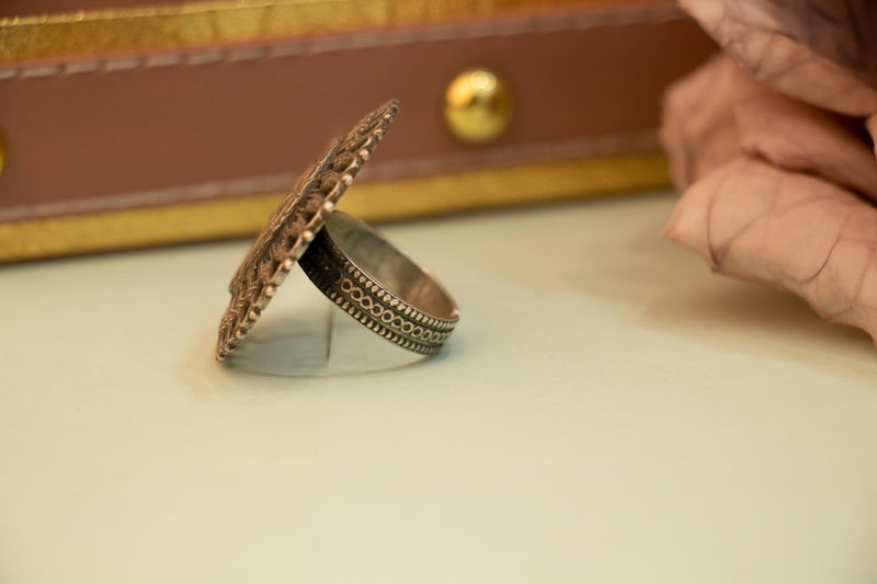 Moh Om Statement Classic Ring