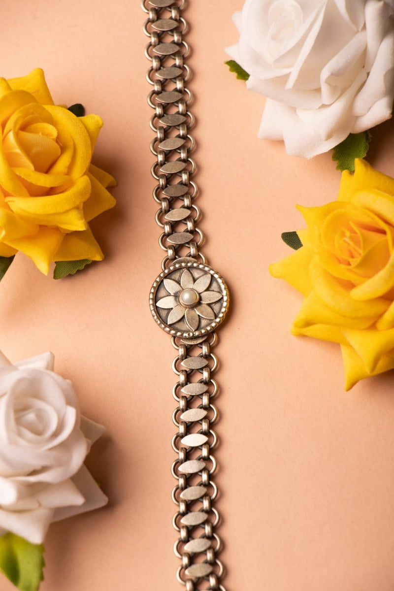 Mizoya Versatile Flower Motif Choker Set