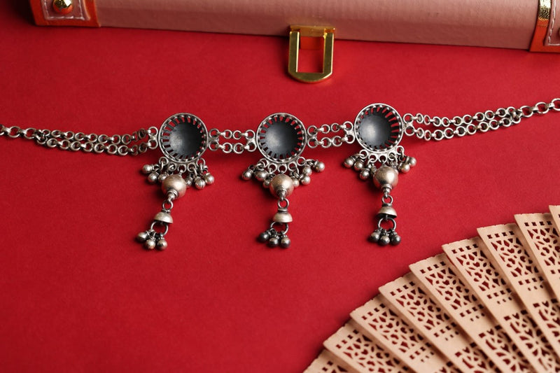 Tattva Carved Embossed Motif Ghughri Drop Choker Set