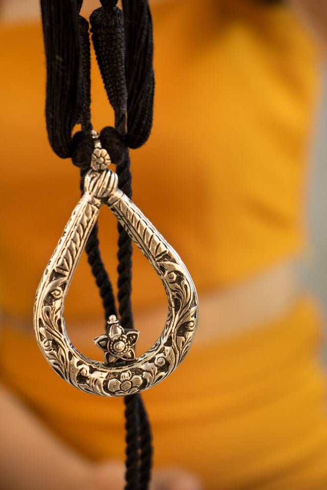Adya Chitai Drop Dori Necklace