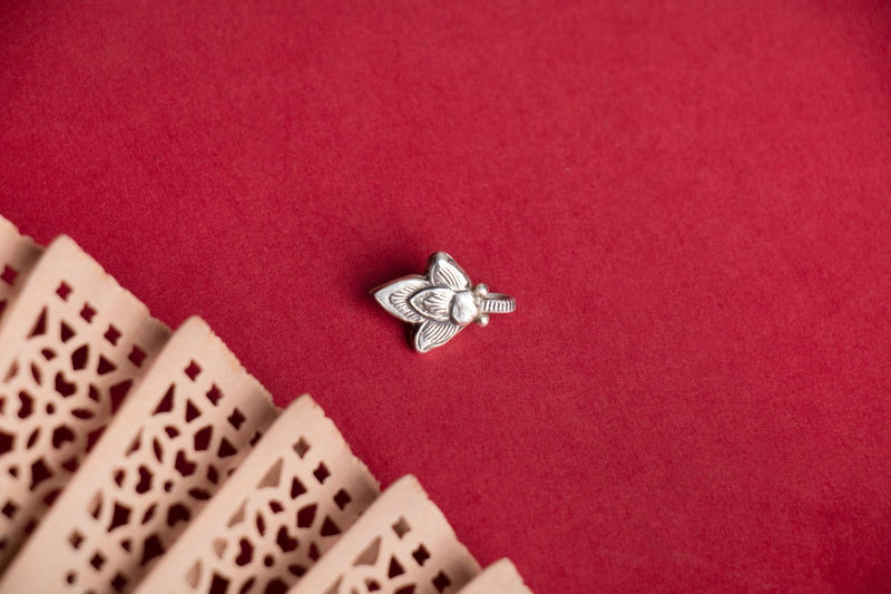 Moh Intricate Triple Leaf Nose Clip on
